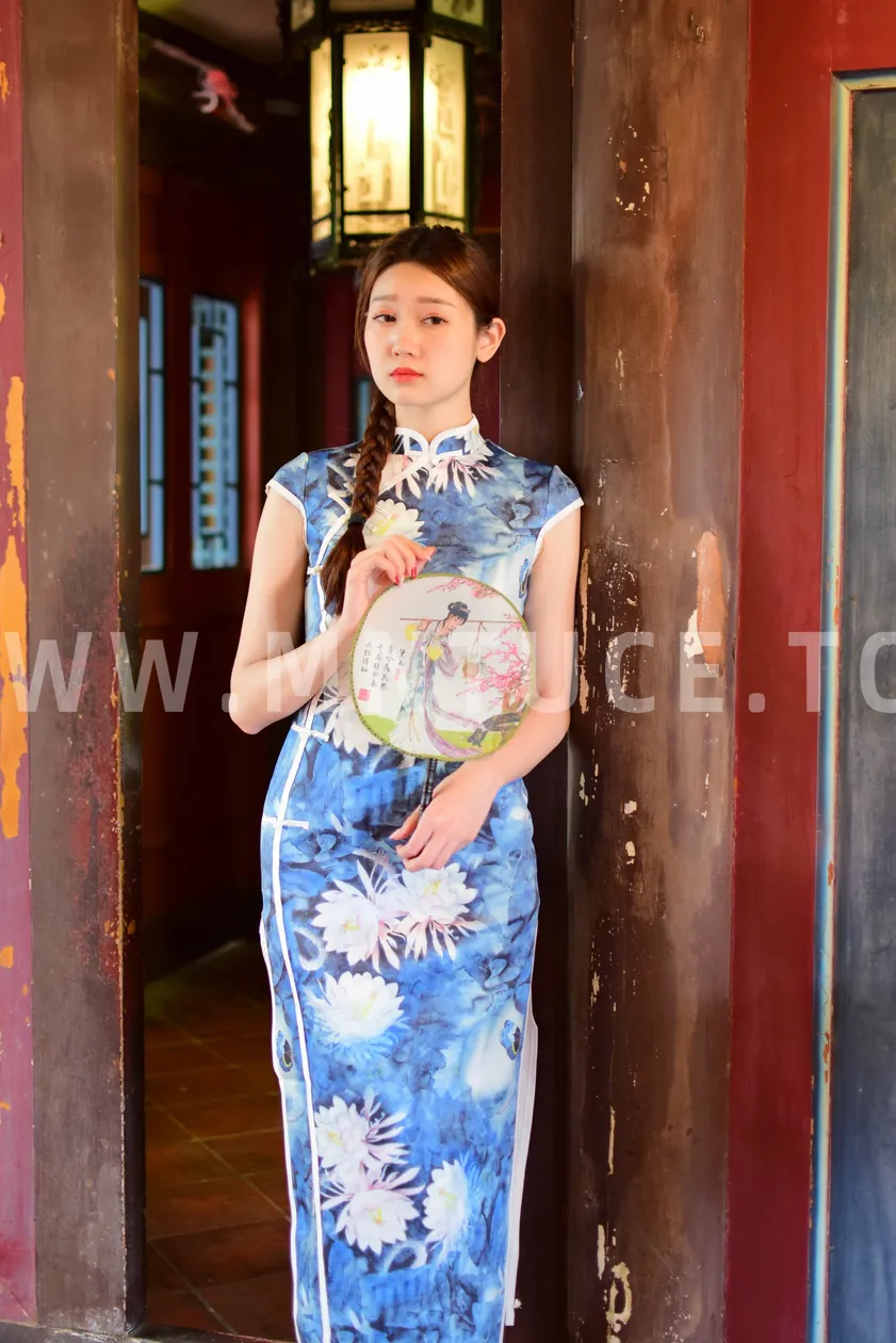 [Mzsock] NO.174 USD High-cut long cheongsam with white high heels and beautiful legs street photography#[105P]-75