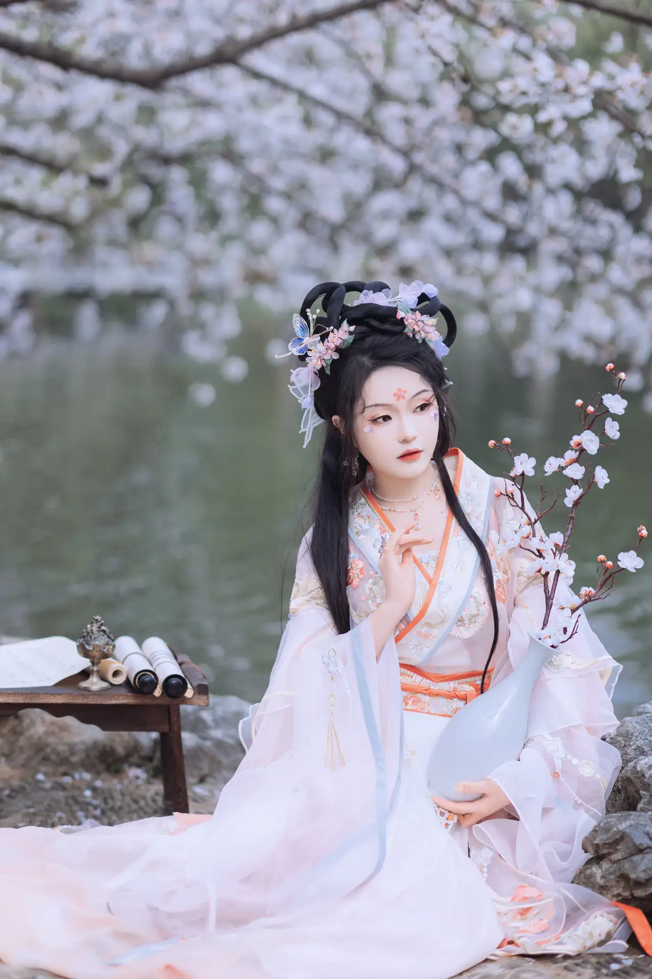 [YITUYU] 2022.06.24 Vol.1273 – Cherry blossom viewing in early spring Lulu haley#[43P]-33